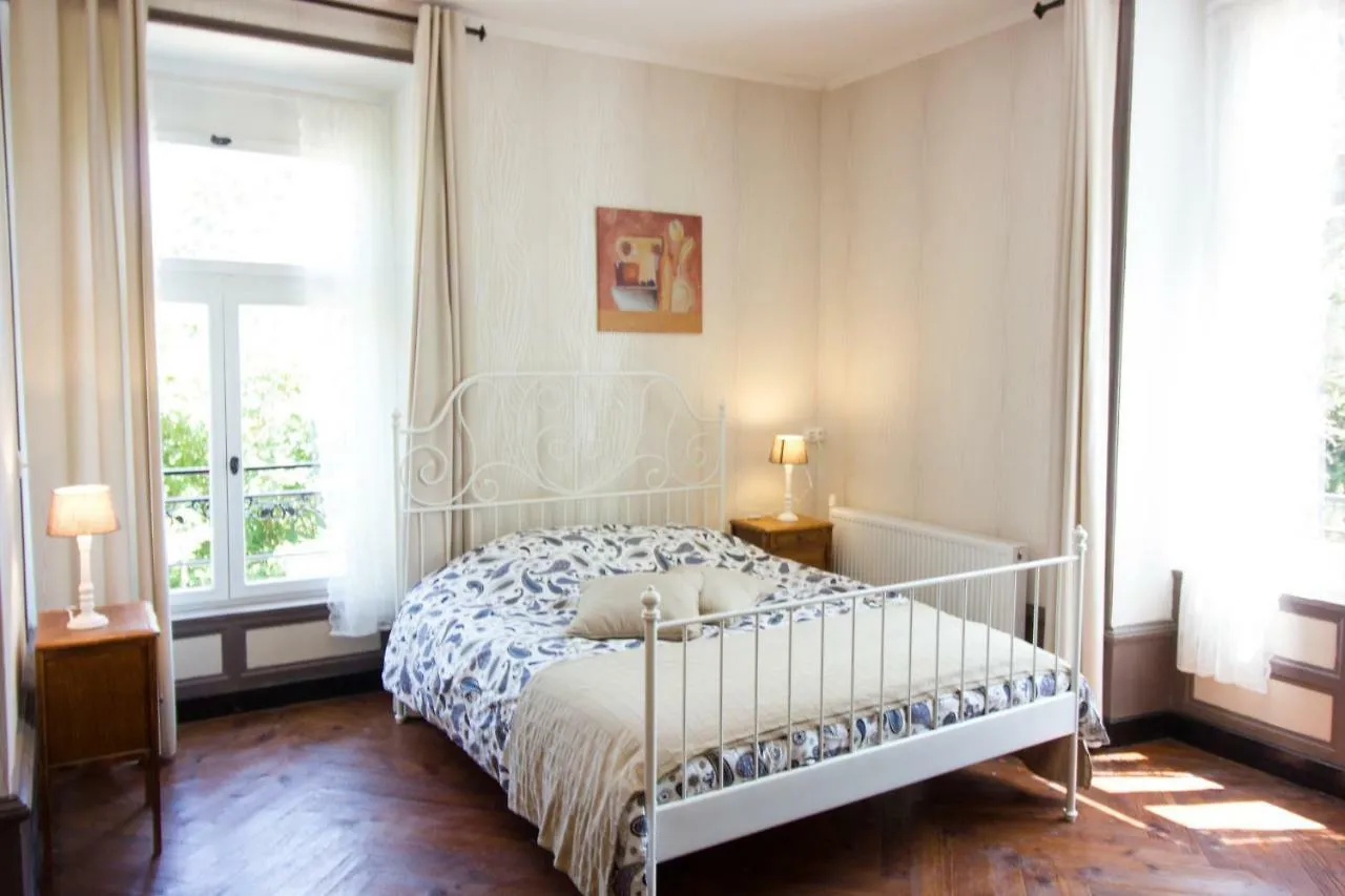 Domaine Des Lilas Bed & Breakfast Saint-Germain-Lembron