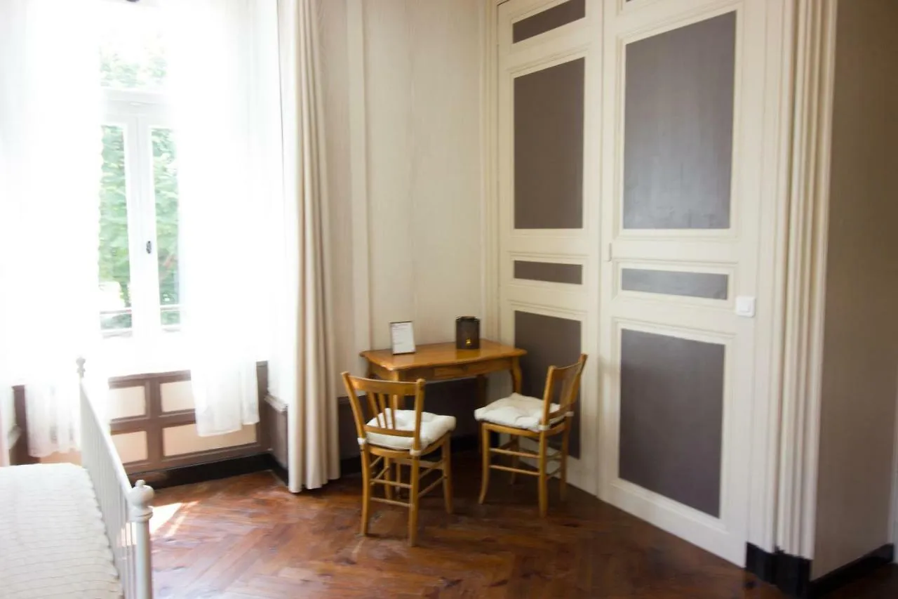 Domaine Des Lilas Bed & Breakfast Saint-Germain-Lembron