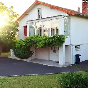 Pavillon Kifadonfe 3 Ch Avec Cour Et Jardin Saint-Germain-Lembron